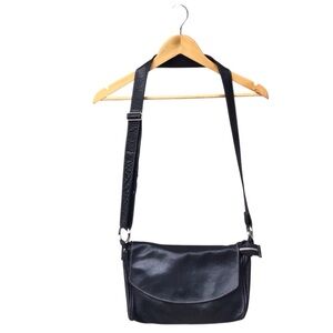 Roots 🇨🇦 Vintage Black Leather Messenger Bag